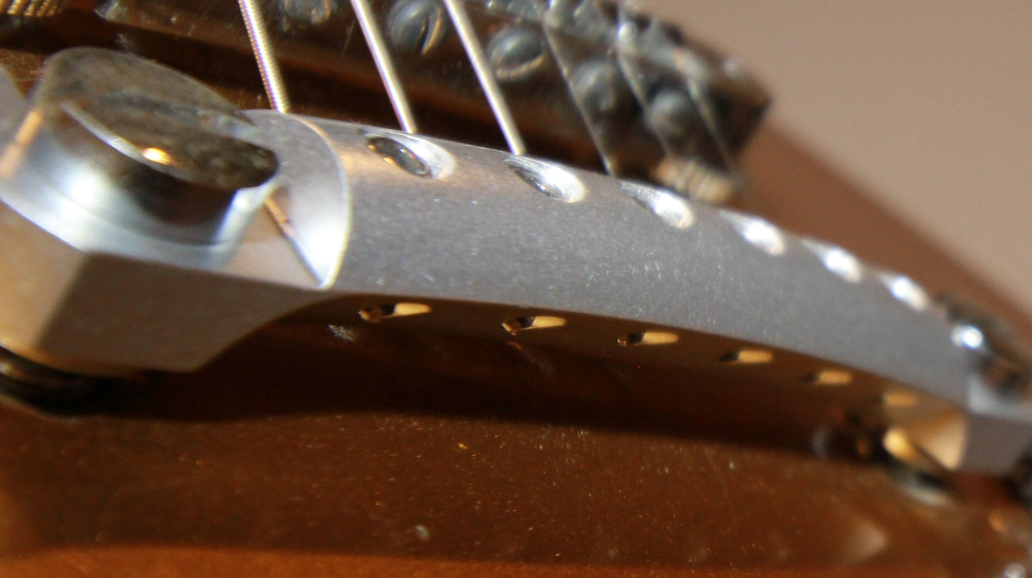 Gibson Les Paul Goldtop with CNC Aluminum Stopbar CLOSE UP
