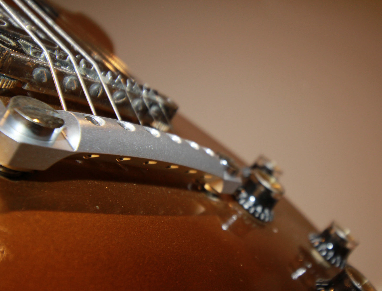 Gibson Les Paul Goldtop with CNC Aluminum Stopbar 